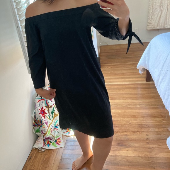 Off the shoulder Ann Taylor loft dress - Picture 2 of 5